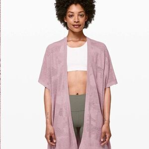 Lululemon Find Your Light Open Front Yoga Wrap Mauve One Size